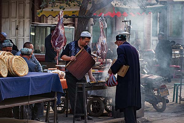 Kashgar old city, Id Kah Mosque and Sunday bazaar, Xinjiang